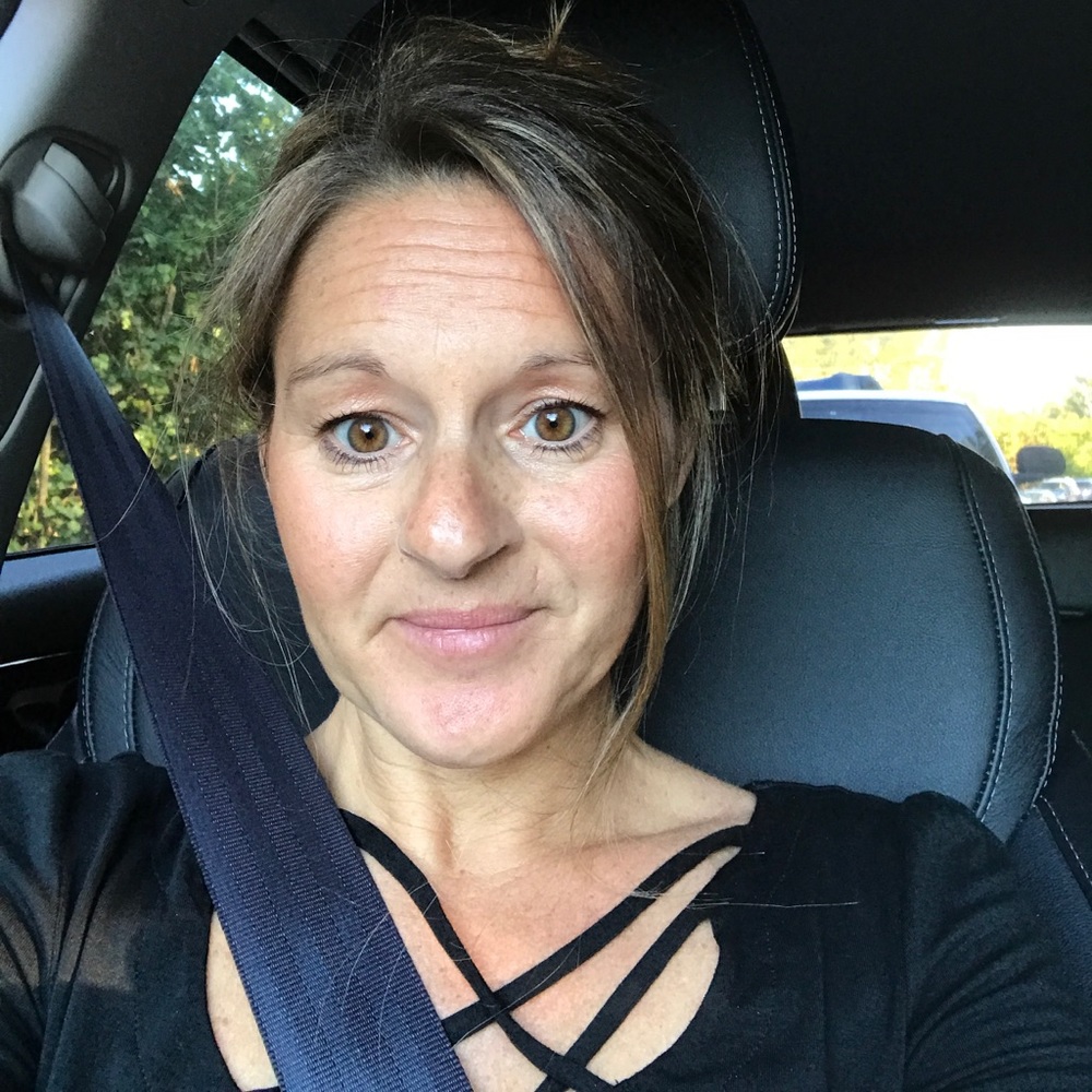 Meet your Posher, Danielle